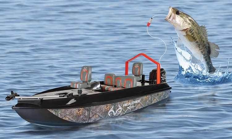 Fish-Catching RC Boat
