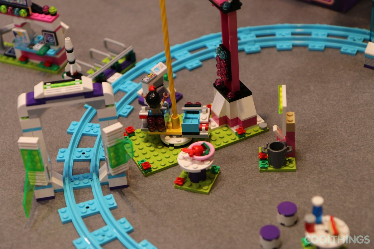 LEGO Friends Set 41130 Amusement Park Roller Coaster ...