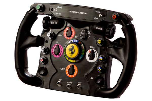 Vesaro 195 Gaming Cockpit Boasts 1:1 Scale Cars Onscreen