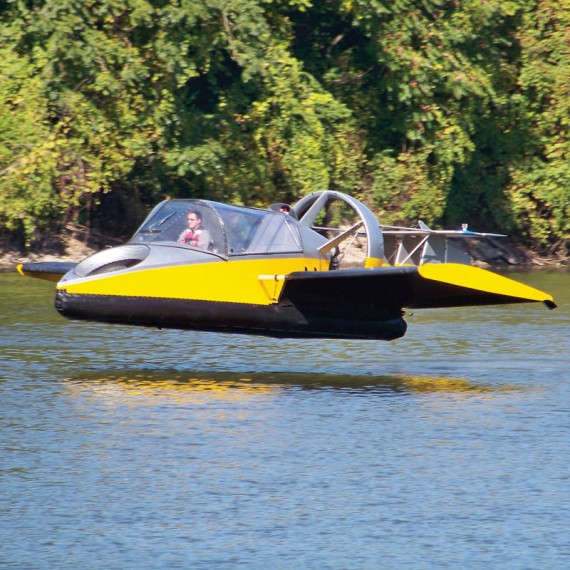 Flying Hovercraft Can Leap Over 20-Foot Obstacles