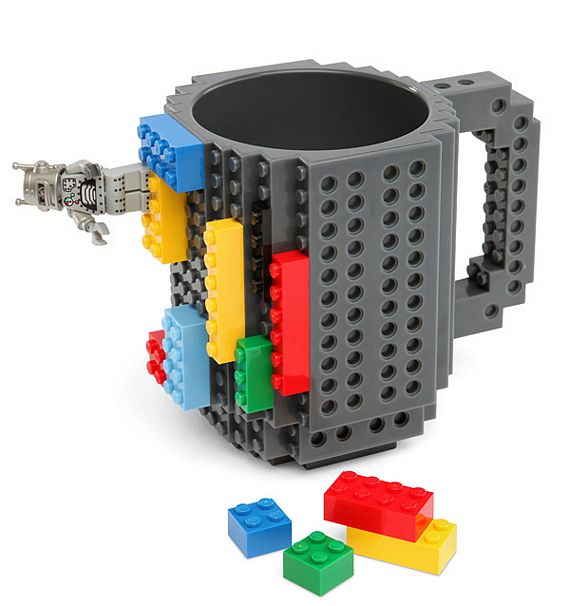 Lego Tasse Build-On Brick Mug Becher Tee Milch Kaffee Coffee schwarz blau rot 