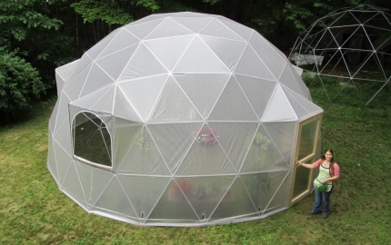 Pre-Fab Room-Sized Geodesic Domes