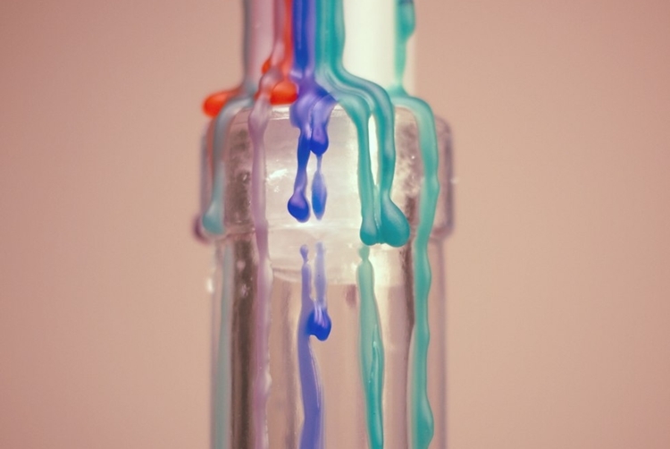 multicolored-drip-candles-2