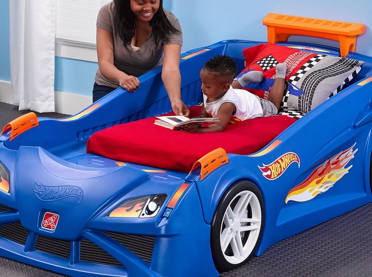 hot-wheels-toddler-twin-racecar-bed-4