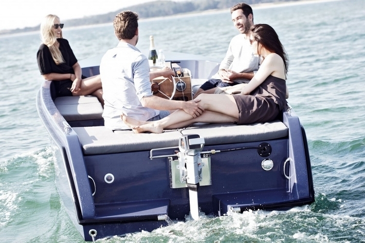 rand-picnic-boat-4