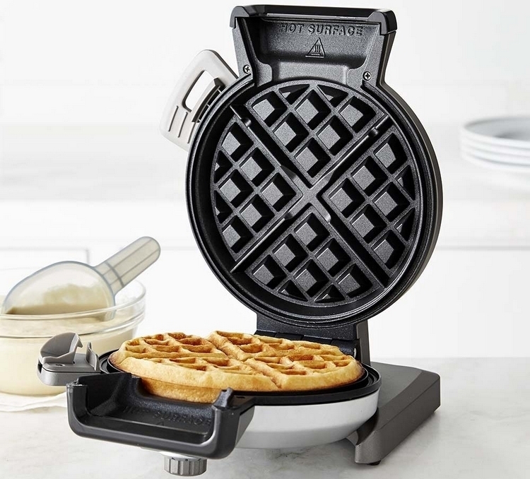 cuisinart-vertical-waffle-maker-2