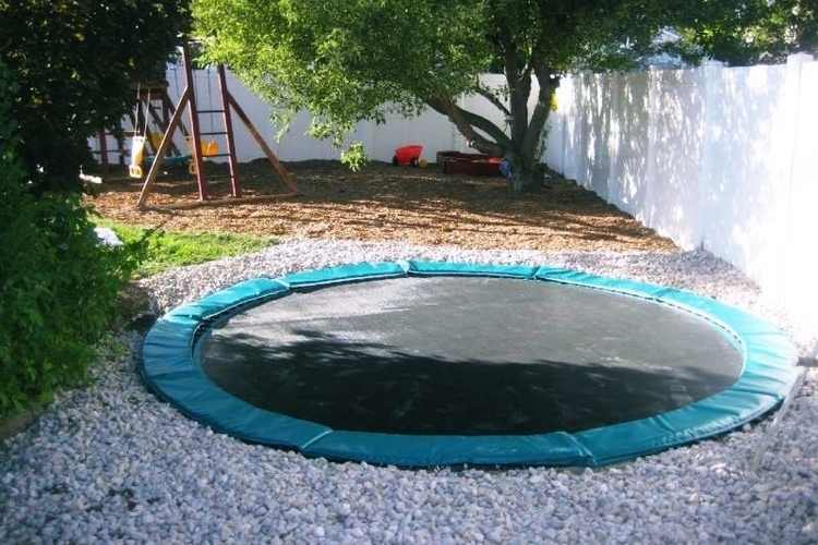 trampolines-down-under-1