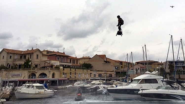franky-zapata-flyboard-air-guiness-1