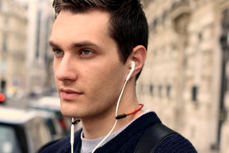 spark-earbud-accessory-2