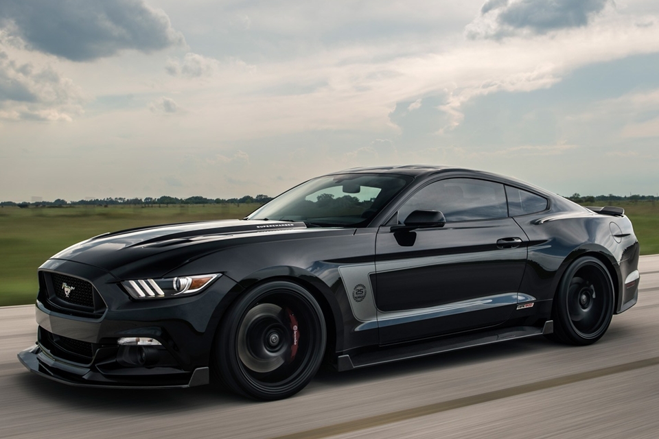 Hennessey-25th-Anniversary-Edition-HPE800-Ford-Mustang-3