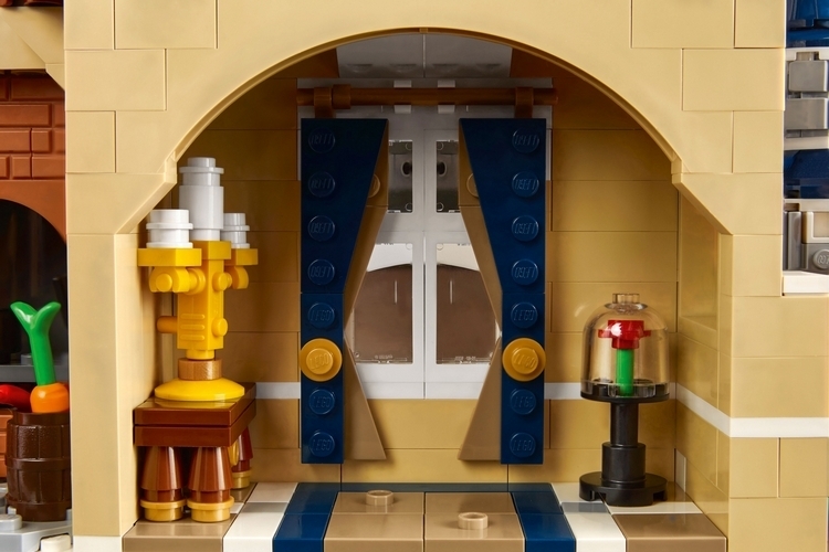LEGO-disney-castle-4