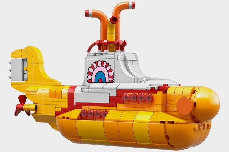 lego-ideas-yellow-submarine-1