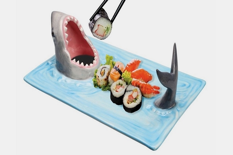 shark-attack-sushi-serving-platter-1