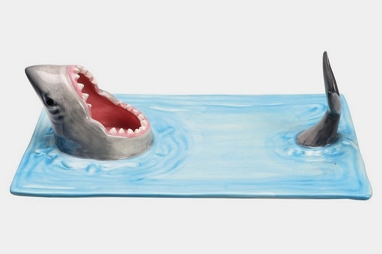 shark-attack-sushi-serving-platter-2