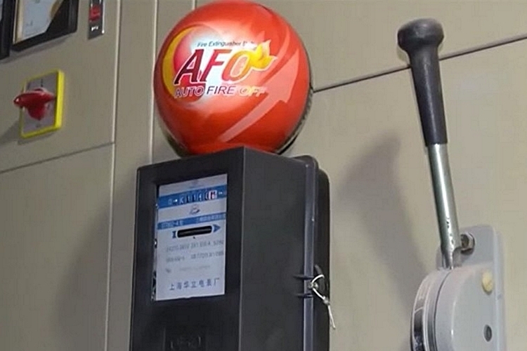 auto-fire-off-extinguisher-ball-2