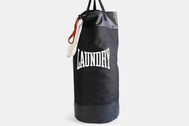 suck-uk-punch-bag-laundry-bag-1