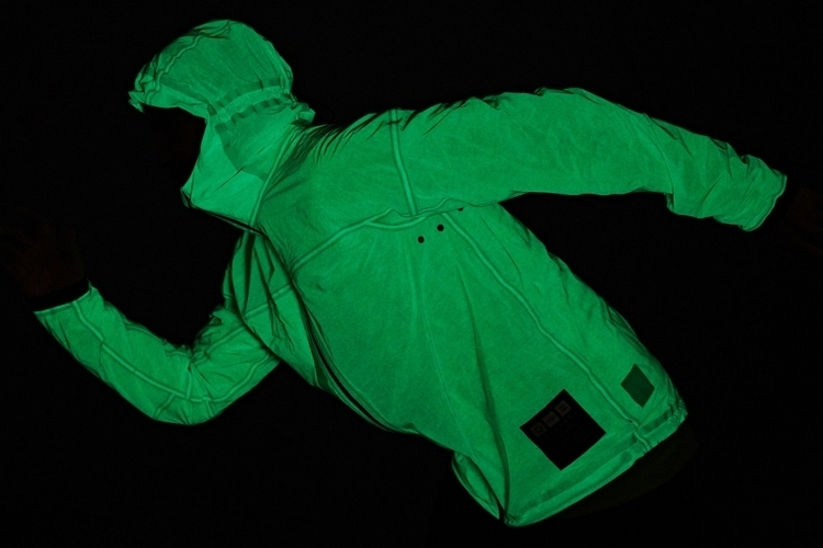 vollebak-solar-charged-jacket-1