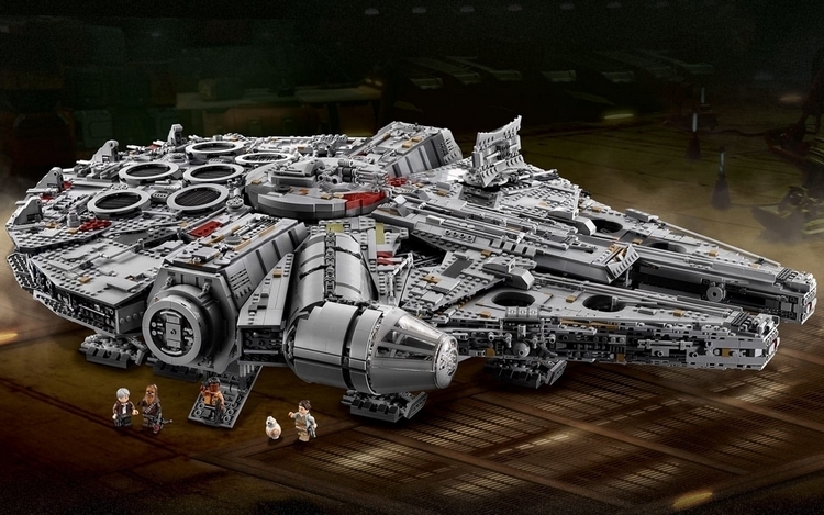 LEGO-ultimate-collectors-edition-millenium-falcon-0
