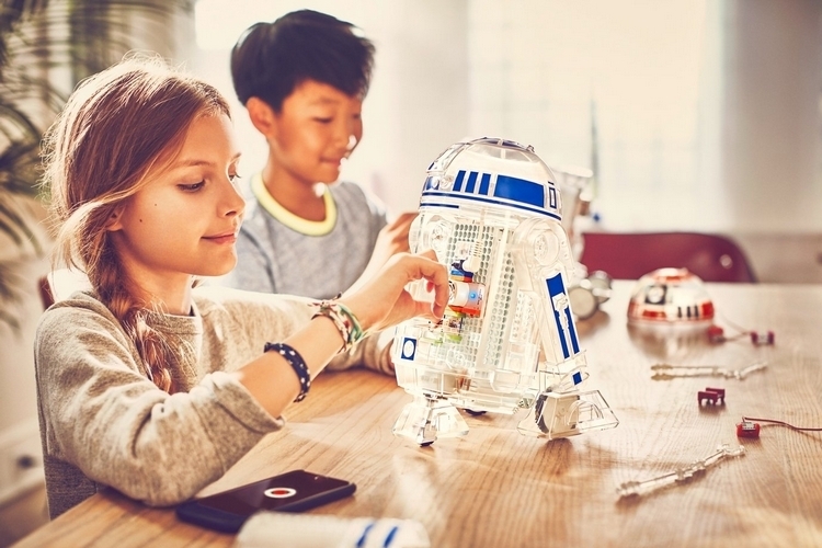 littlebits-star-wars-droid-inventor-kit-4