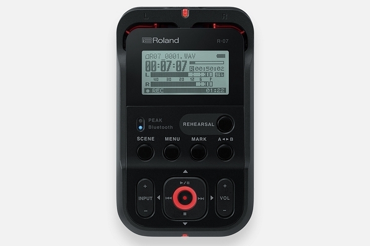 Roland R-07 Hi-Res Audio Recorder