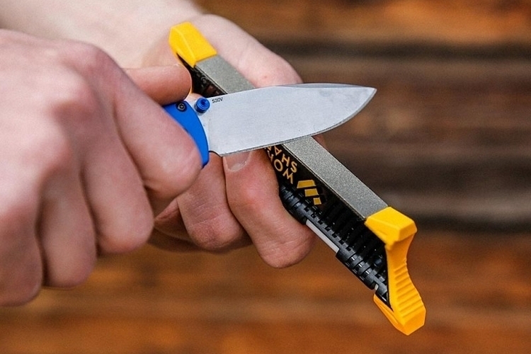 worksharp-pocket-knife-sharpener-4