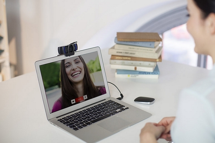 The Best Webcams for Your Zoom Meetings