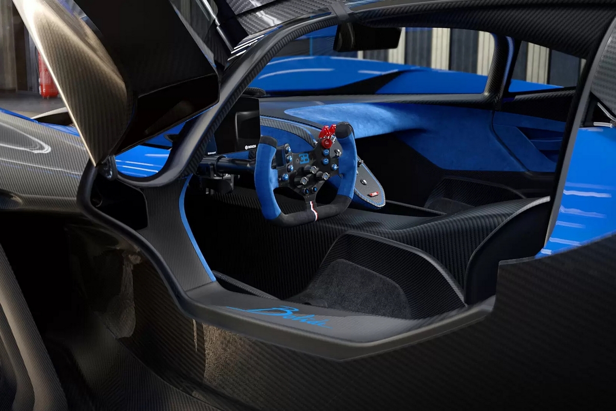 The 1,825-Horsepower Bugatti Bolide Track Car Is Real, and It's