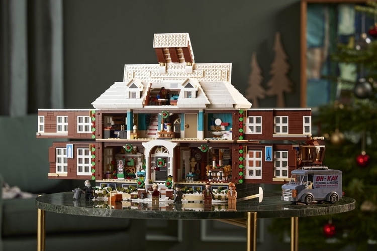 LEGO Ideas Home Alone