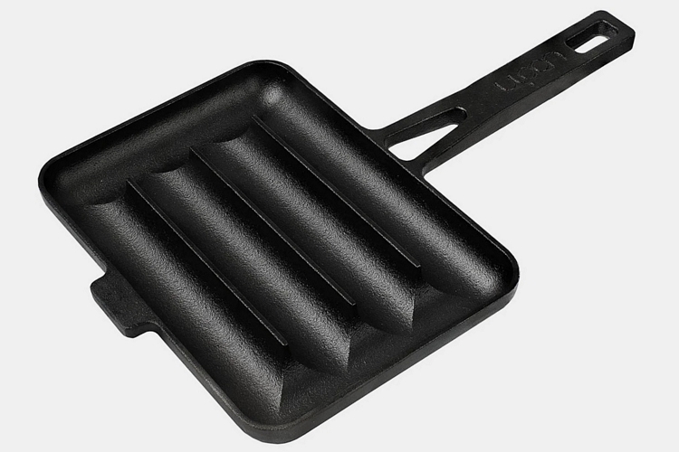 https://netdna.coolthings.com/wp-content/uploads/2022/05/upan-cast-iron-sausage-fry-pan-2.jpg