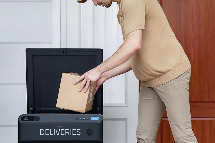 The Best Drop Boxes To Secure Your Package Deliveries