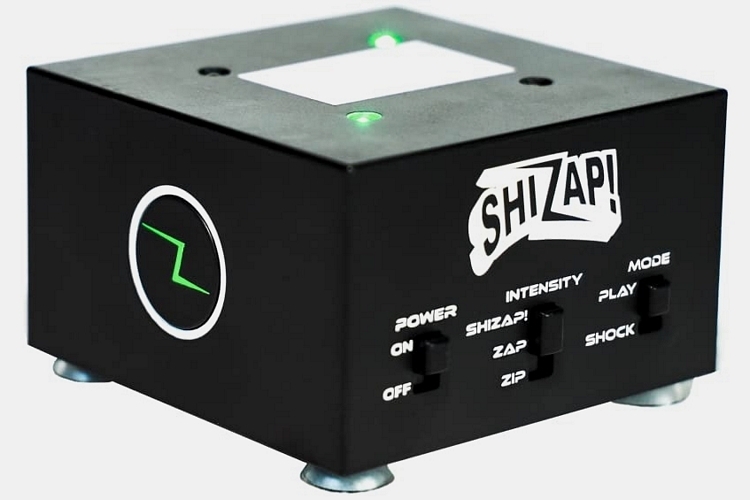 ShiZap! エネルギースタックブロックゲーム 電気ショックライトアップ