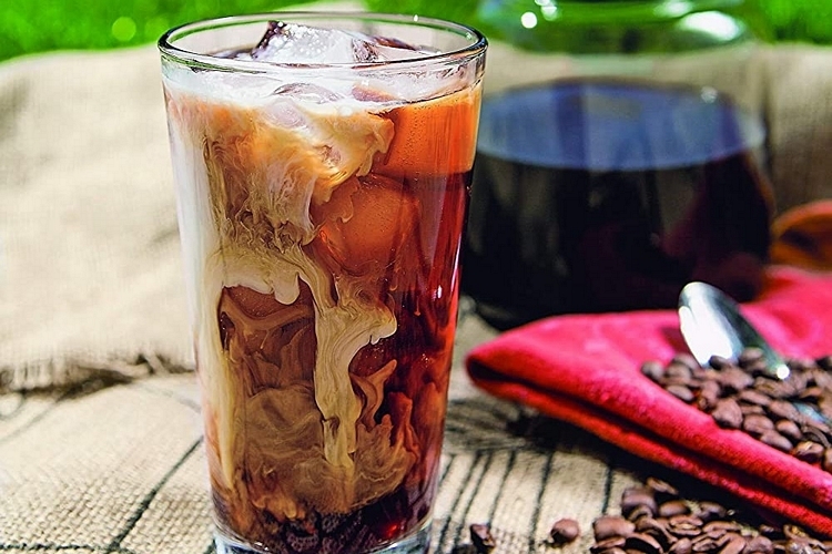 https://netdna.coolthings.com/wp-content/uploads/2023/03/the-best-cold-brew-and-iced-coffee-makers-00.jpg