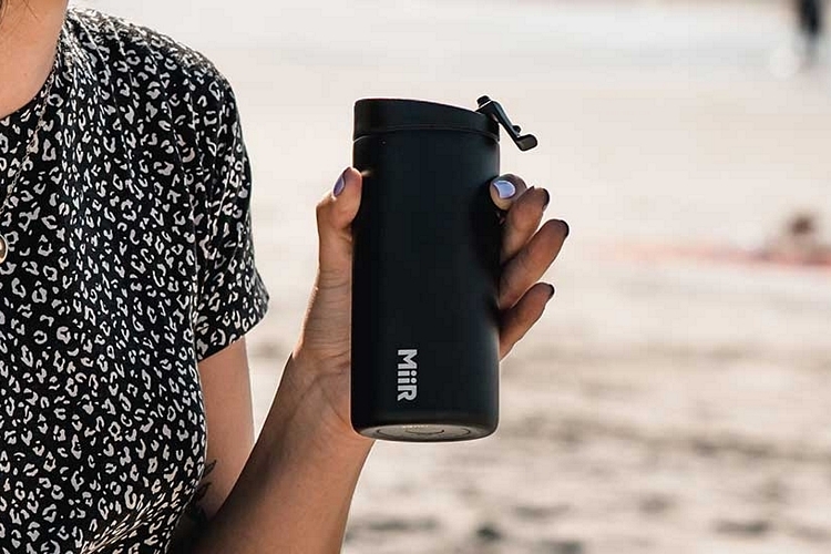 MiiR Insulated Travel Tumbler with Locking Flip Travel Lid for Coffee or  Tea - 12oz - Black