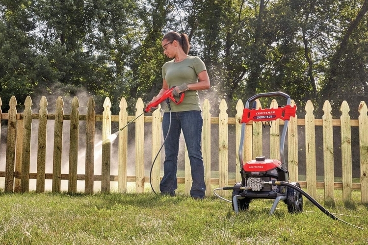 https://netdna.coolthings.com/wp-content/uploads/2023/10/the-best-electric-pressure-washers-06-craftsman-CMEPW2100-electric-pressure-washer.jpg
