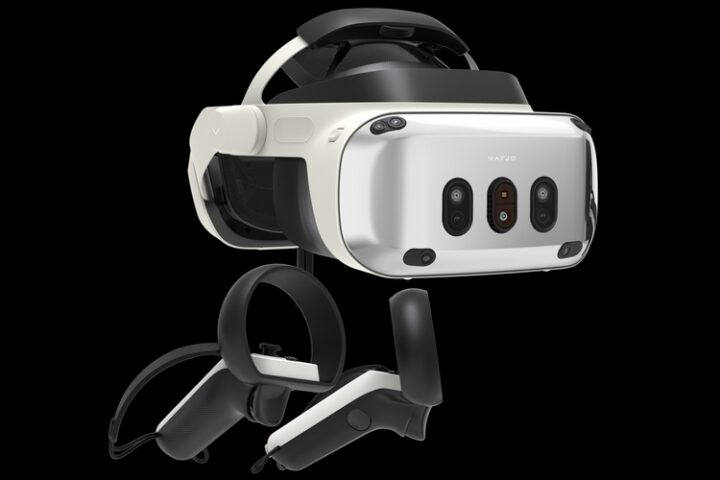 Varjo XR-4 Mixed-Reality Headset